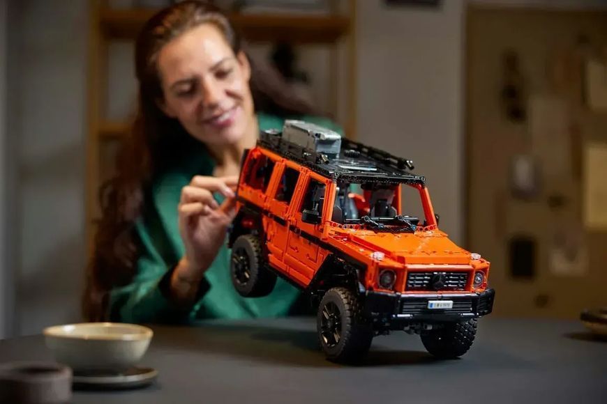 Авто-конструктор LEGO Technic Mercedes-Benz G 500 Professional Line (42177) 613475 фото
