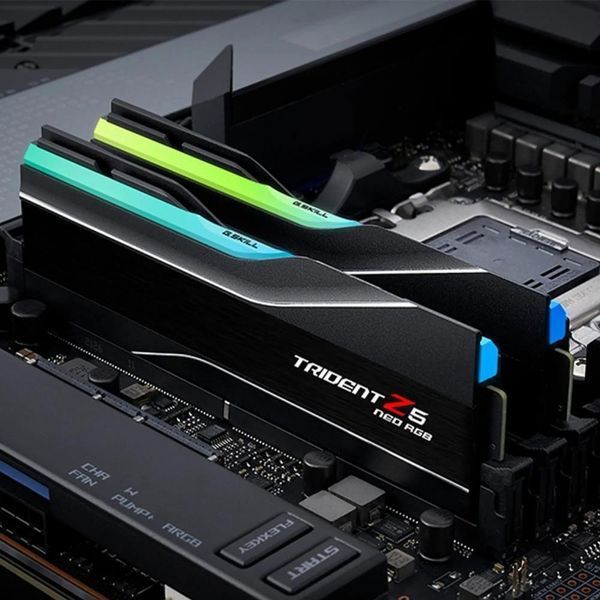 Пам'ять для настільних комп'ютерів G.Skill 32 GB (2x16GB) DDR5 6400 MHz Trident Z5 Neo RGB Black (F5-6400J3239G16GX2-TZ5NR) 027736 фото