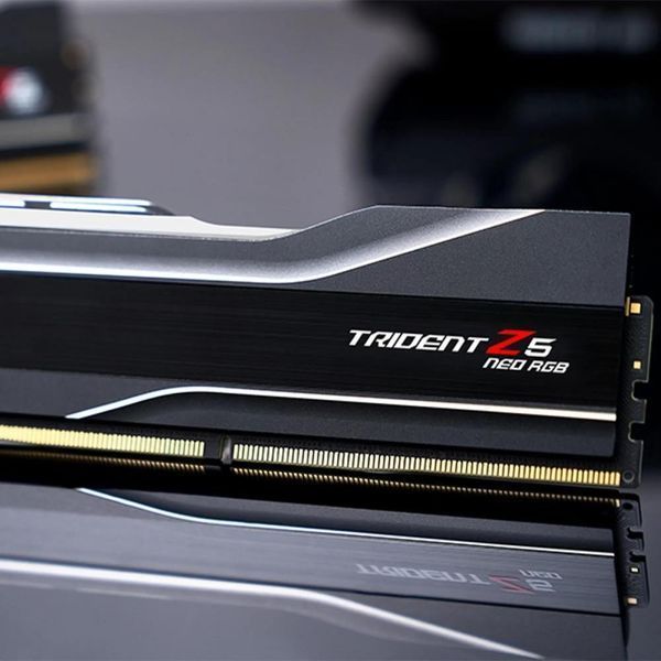 Пам'ять для настільних комп'ютерів G.Skill 32 GB (2x16GB) DDR5 6400 MHz Trident Z5 Neo RGB Black (F5-6400J3239G16GX2-TZ5NR) 027736 фото