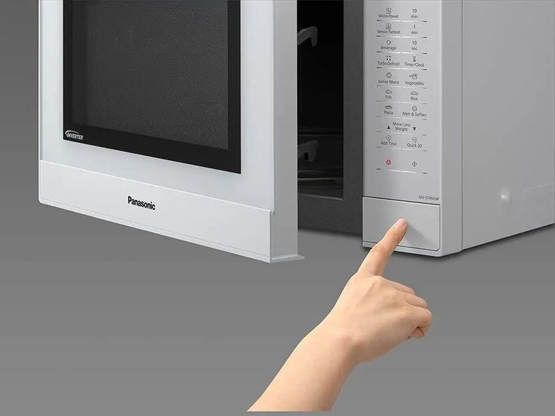 Микроволновка Panasonic NN-ST45 020642 фото