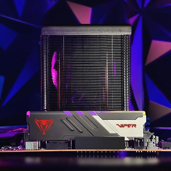 Пам'ять для настільних комп'ютерів Patriot 64 GB (2x32GB) DDR5 6000 MHz Viper Venom RGB (PVVR564G600C36K) 579675ua фото