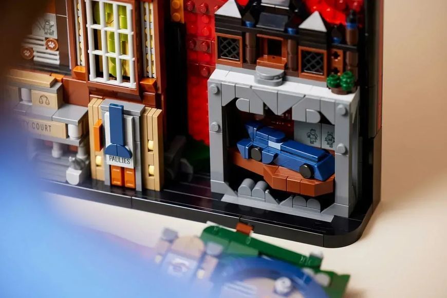 Блочный конструктор LEGO Бэтмен: Мультсериал Готем-сити (76271) 613513 фото