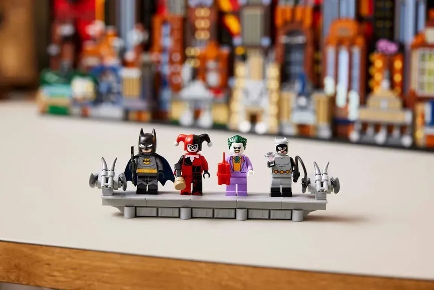 Блочный конструктор LEGO Бэтмен: Мультсериал Готем-сити (76271) 613513 фото
