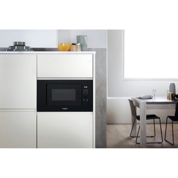 Мікрохвильовка з грилем Whirlpool WMF 201 G 021143 фото
