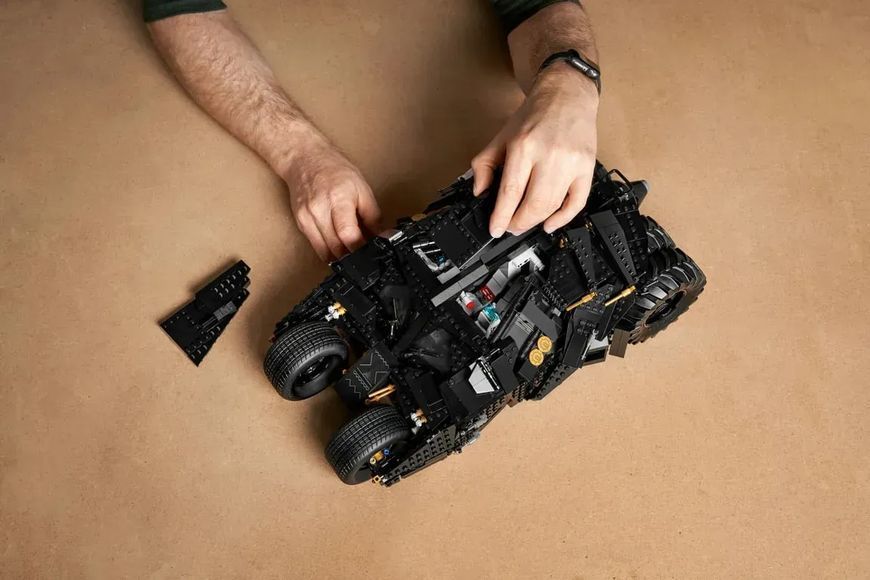 Блоковий конструктор LEGO Бетмобіль Тумблер (76240) 613518 фото