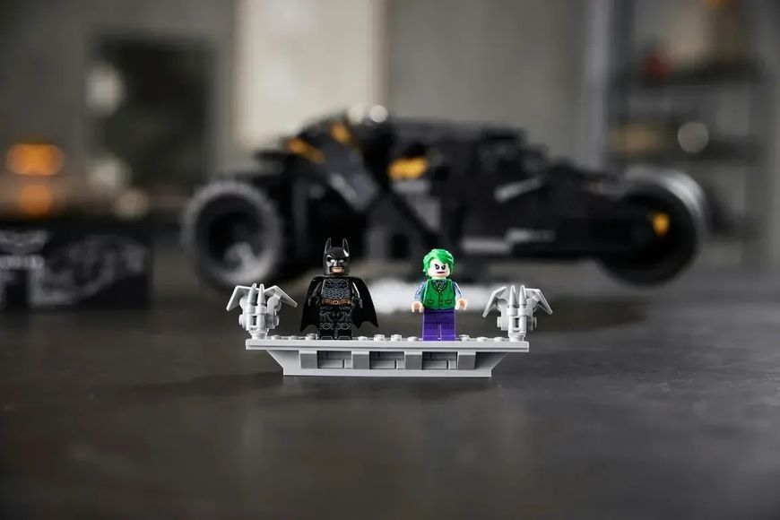 Блоковий конструктор LEGO Бетмобіль Тумблер (76240) 613518 фото
