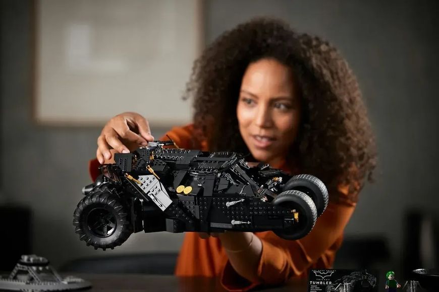 Блоковий конструктор LEGO Бетмобіль Тумблер (76240) 613518 фото