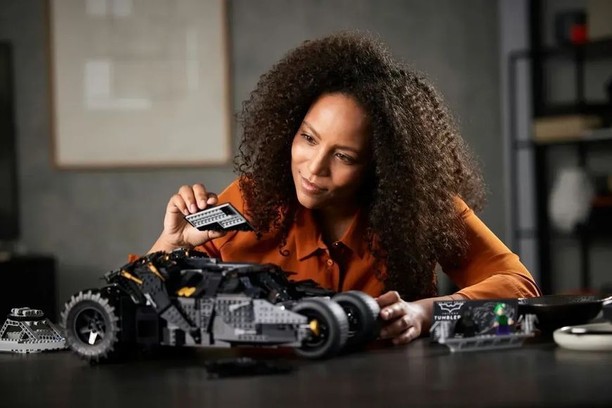 Блоковий конструктор LEGO Бетмобіль Тумблер (76240) 613518 фото