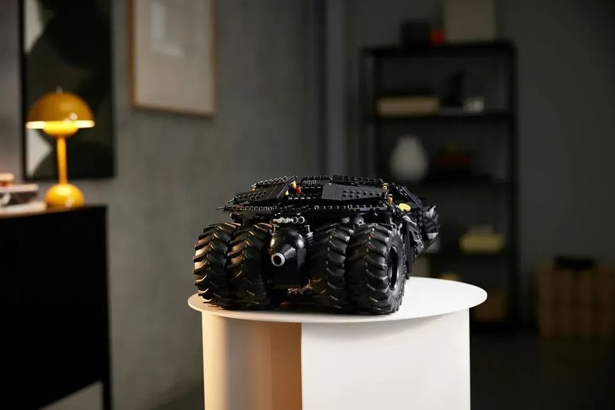 Блоковий конструктор LEGO Бетмобіль Тумблер (76240) 613518 фото