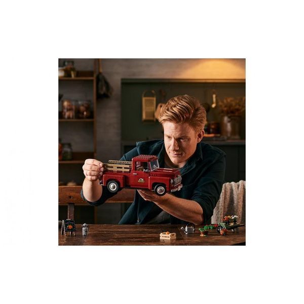 Блоковый конструктор LEGO Exclusive Грузовик-пикап (10290) 009582 фото