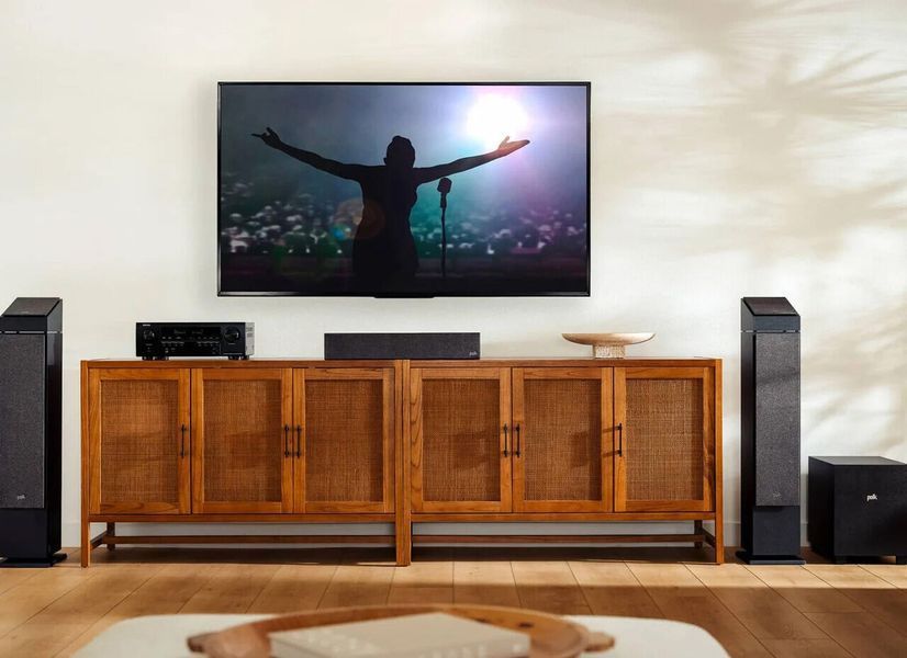 Сабвуфер POLK AUDIO Monitor XT10 Черный 2072616 фото