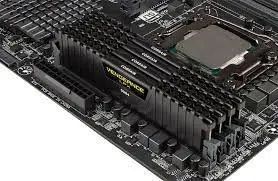 Пам'ять для настільних комп'ютерів Corsair 32 GB (2x16GB) DDR4 2133 MHz Vengeance LPX (CMK32GX4M2A2133C13) 026286 фото