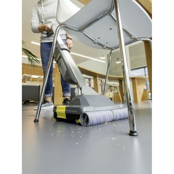 Миючий пилосос Karcher BR 30/1 C Bp Pack 18В/3,0 Ач (1.783-050.0) 021312 фото