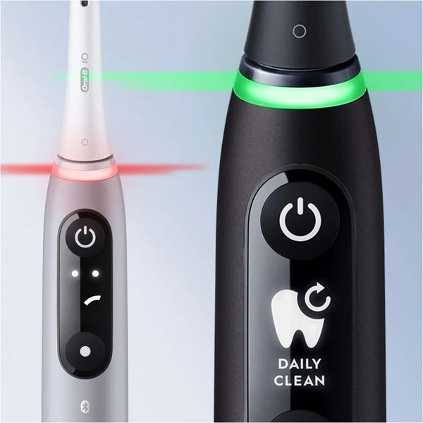Електрична зубна щітка Oral-B iO Series 6N Black 605067 фото