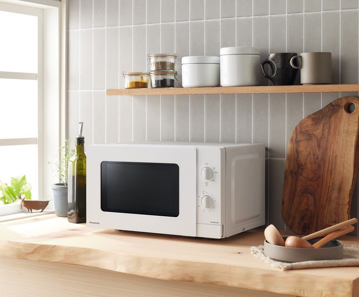 Мікрохвильова піч PANASONIC NN-SM21QWEPG 800 Вт діаметр 25.5 см об'єм 20 л біла 2084915 фото