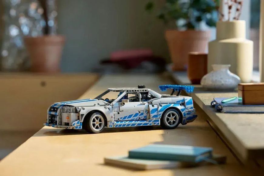 Авто-конструктор LEGO Technic Подвійний форсаж Nissan Skyline GT-R (R34) (42210) 613405 фото