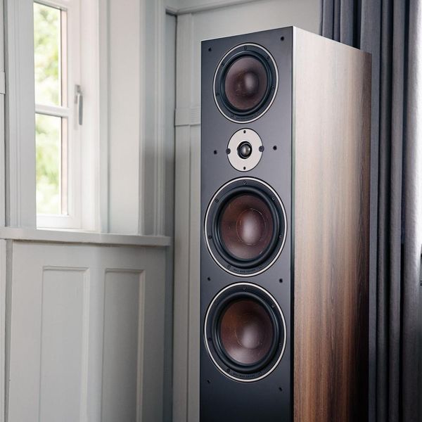 Фронтальные акустические колонки DALI Oberon 9 Dark Walnut 043123 фото