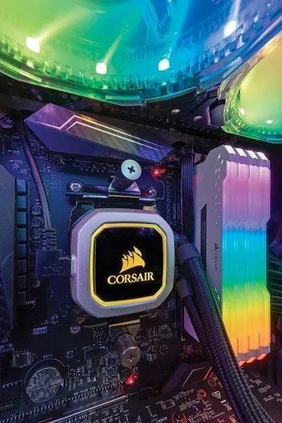 Пам'ять для настільних комп'ютерів Corsair 32 GB DDR4 3200 MHz Vengeance RGB PRO(CMW32GX4M2E3200C16W) 026295 фото