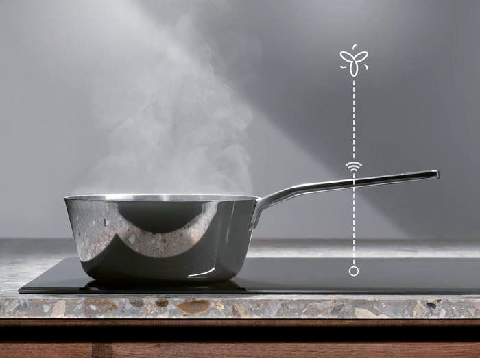 Варильна поверхня електрична Electrolux EIS82449 007136 фото