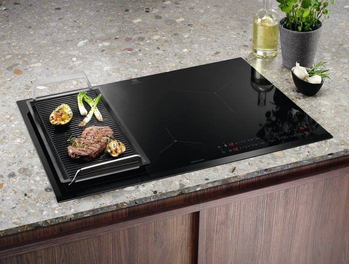 Варильна поверхня електрична Electrolux EIS82449 007136 фото