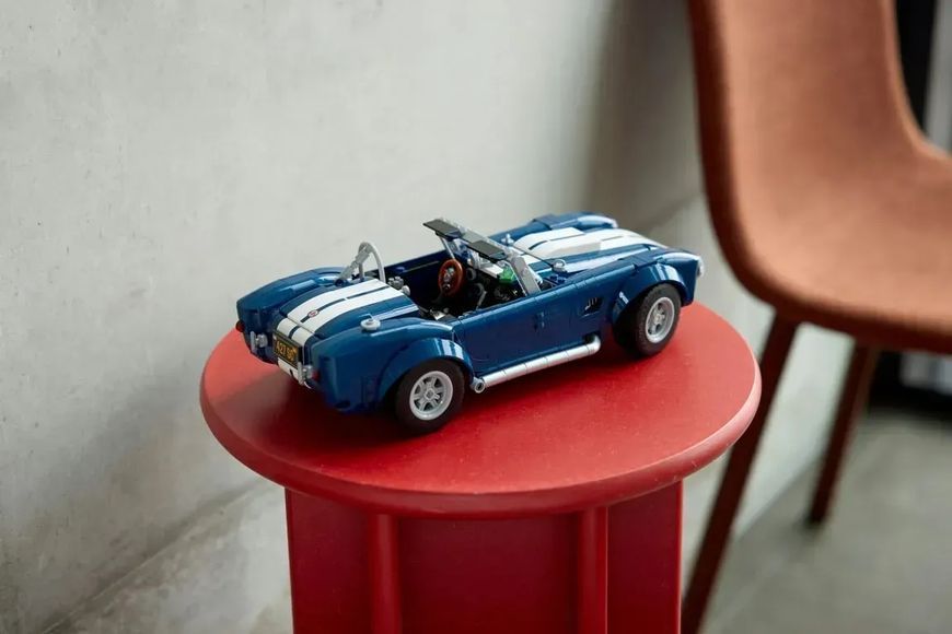 Блоковий конструктор LEGO Icons Shelby Cobra 427 S/C (10357) 613467 фото