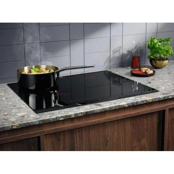 Варочная поверхность электрическая Electrolux EIP6446 007435 фото