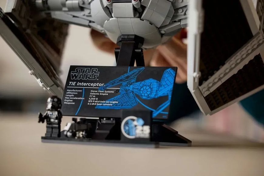 Блоковий конструктор LEGO Star Wars TIE-перехоплювач (75382) 613494 фото