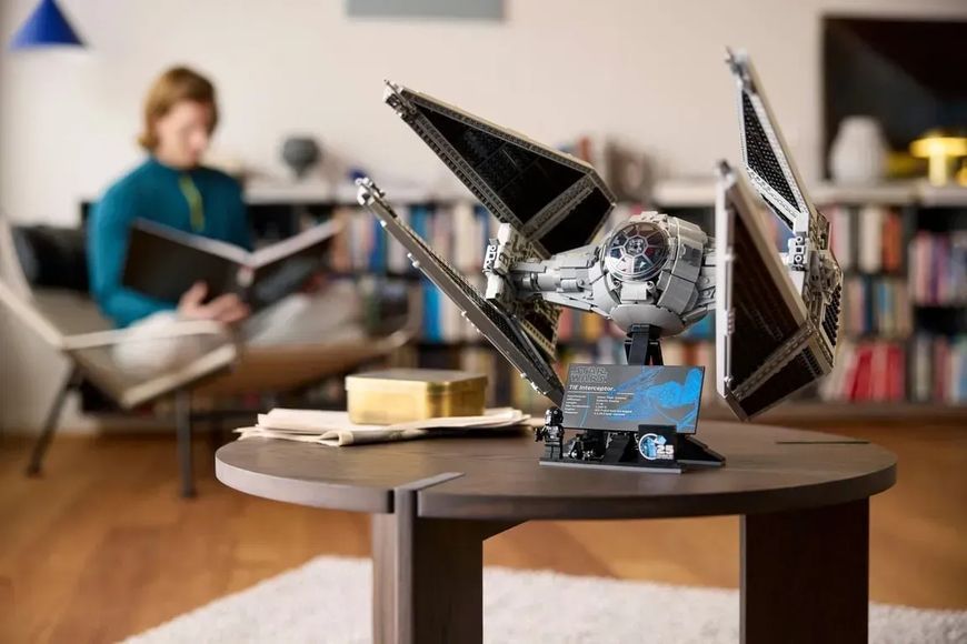 Блоковий конструктор LEGO Star Wars TIE-перехоплювач (75382) 613494 фото