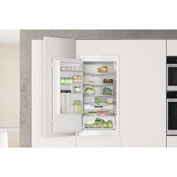 Холодильник з морозильною камерою Whirlpool WHC18 T141 040891 фото