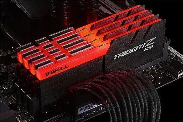 Пам'ять для настільних комп'ютерів G.Skill Trident Z 64 GB DDR4 4000 MHz (F4-4000C18Q2-64GTZR) 026505 фото
