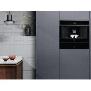 Кофемашина автоматическая Electrolux EBC85X 016408 фото