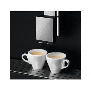 Кофемашина автоматическая Electrolux EBC85X 016408 фото
