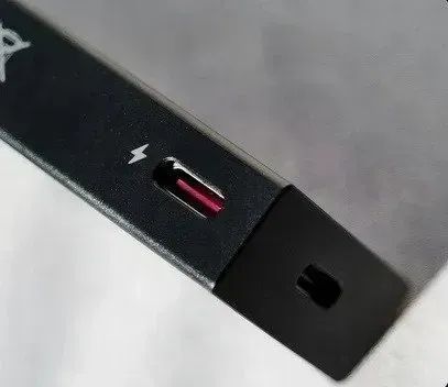 Портативный усилитель для наушников Questyle M18i 597773 фото
