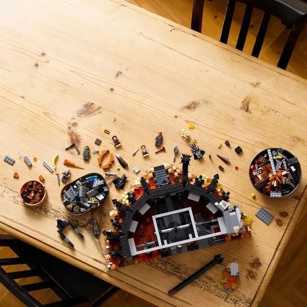Блоковий конструктор LEGO Icons Володар кілець: Барад-Дур (10333) 613527 фото