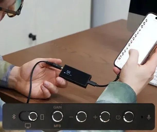 Портативный усилитель для наушников Questyle M18i 597773 фото