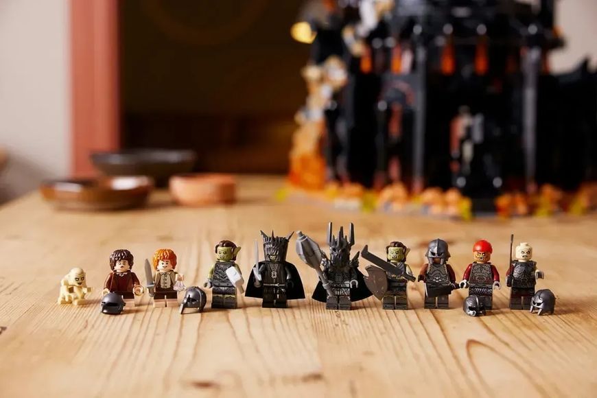 Блоковий конструктор LEGO Icons Володар кілець: Барад-Дур (10333) 613527 фото