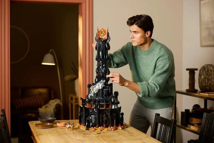 Блоковий конструктор LEGO Icons Володар кілець: Барад-Дур (10333) 613527 фото